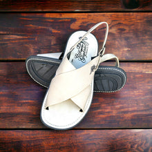 Load image into Gallery viewer, Huarache Cruzado White Pearl