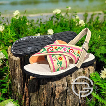 Load image into Gallery viewer, Huarache Bordado de Flores Rosa en Piel Hueso