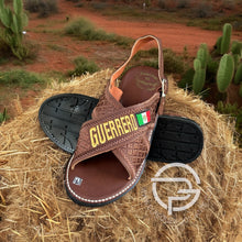 Cargar imagen en el visor de la galería, Guerrero Mexico Huarache Cruzado Bordado en Piel Cafe