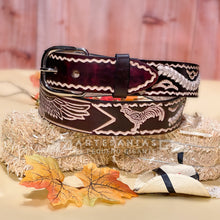 Cargar imagen en el visor de la galería, Cinturones de Cuero/Vaqueta