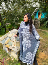 Cargar imagen en el visor de la galería, Unisex Mexican Poncho - One Size Plus Super Cozy Cowboy Cape - Sarape Wrap with Design on both sides