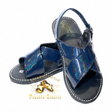 Load image into Gallery viewer, Huarache Mexicano Azul Marino de Charol Cruzado