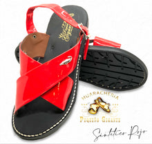 Load image into Gallery viewer, Huarache Mexicano Rojo de Charol Cruzado