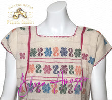 Load image into Gallery viewer, Blusa de Amuzgo Bordado a Mano en Telar | Unitalla