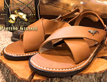 Load image into Gallery viewer, Huarache Cruzado en Piel Caramelo
