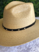 Cargar imagen en el visor de la galería, Indiana Palma Morena Deshidratada