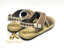 Cargar imagen en el visor de la galería, Brown Diamond Niño Huarache Bordado Suela de Llanta Nueva