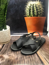 Cargar imagen en el visor de la galería, Kids | Niño Huarache de Piel Cruzado Negro