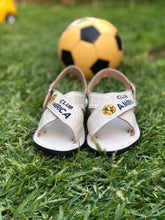 Load image into Gallery viewer, Club America Huarache Bordado en Piel - Fútbol MX