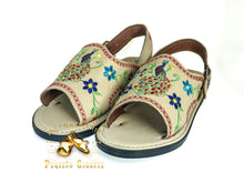 Load image into Gallery viewer, Huarache Cerrado Bordado - Pavoreal Cafe
