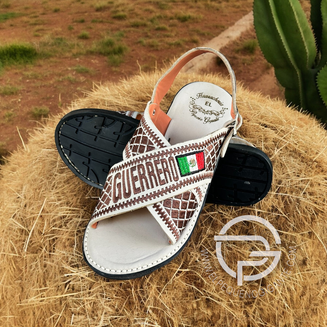 Guerrero Mexico Huarache Cruzado Bordado en Piel Beige