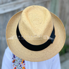 Cargar imagen en el visor de la galería, Sombrero Pachuquito para Niño con Cinta Negra
