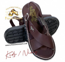 Load image into Gallery viewer, Kids | Niño Huarache de Piel Cruzado Chocolate
