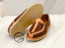 Load image into Gallery viewer, Tan Brown Manta - Huarache Mexicano | Leather Mexican Shoe Sahuayo Michoacan
