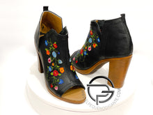 Load image into Gallery viewer, Laura Premium Mexican Leather Ankle Boots - Mexican Artisanal Embroidered Flower Leather Block Heel
