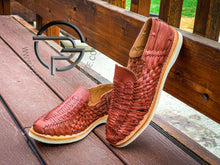Load image into Gallery viewer, Brown Manta - Huarache Mexicano | Leather Mexican Shoe Sahuayo Michoacan

